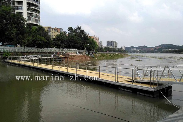 鋁合金/鋼結(jié)構(gòu) 浮橋碼頭 廣州中航水上設(shè)施建造有限公司